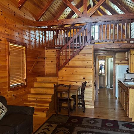 Cabins Of Mackinac & Lodge Mackinaw City Ngoại thất bức ảnh