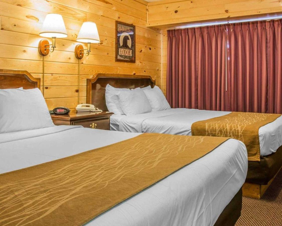 Cabins Of Mackinac & Lodge Mackinaw City Ngoại thất bức ảnh