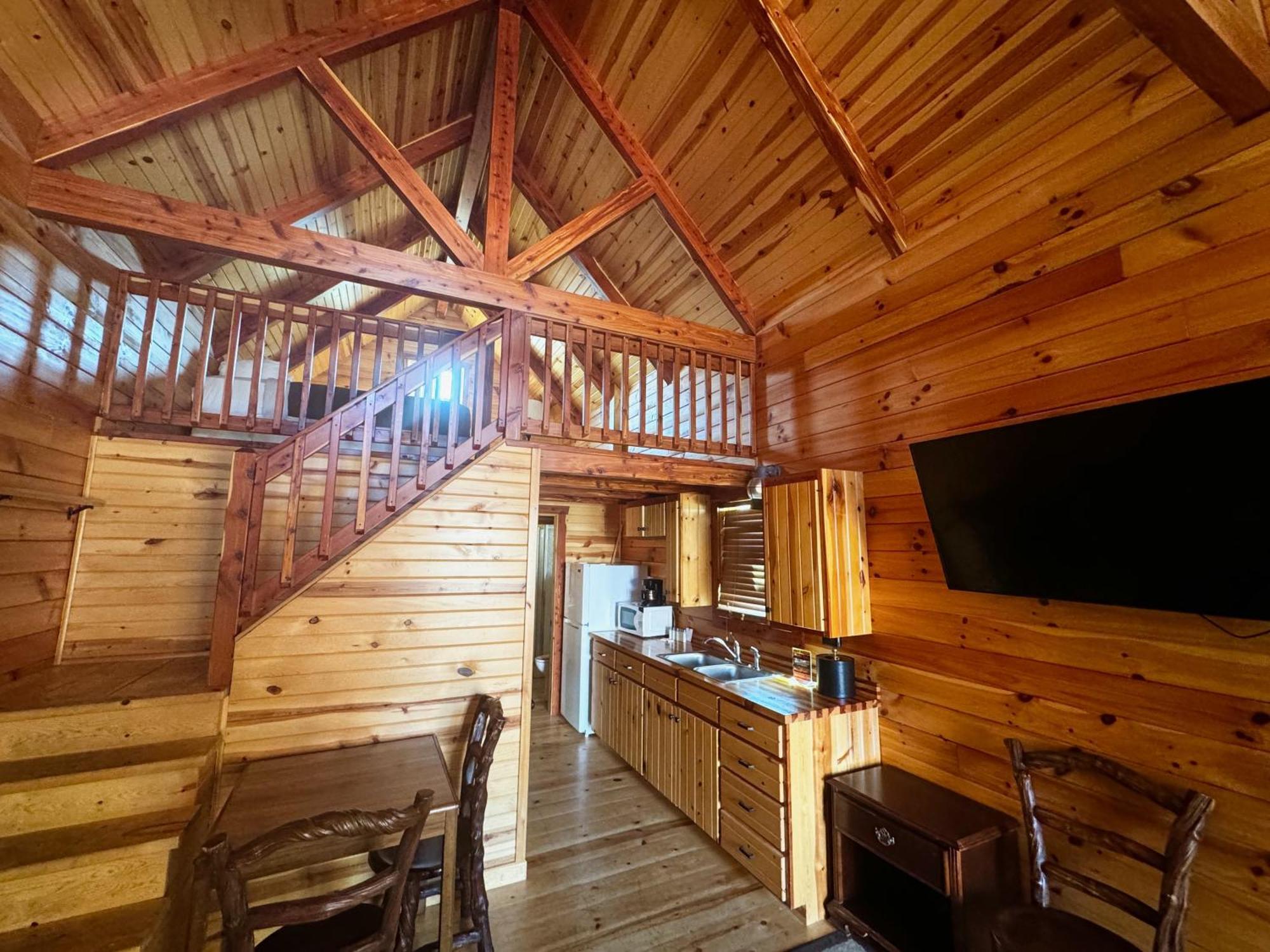 Cabins Of Mackinac & Lodge Mackinaw City Ngoại thất bức ảnh