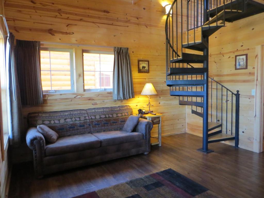 Cabins Of Mackinac & Lodge Mackinaw City Phòng bức ảnh